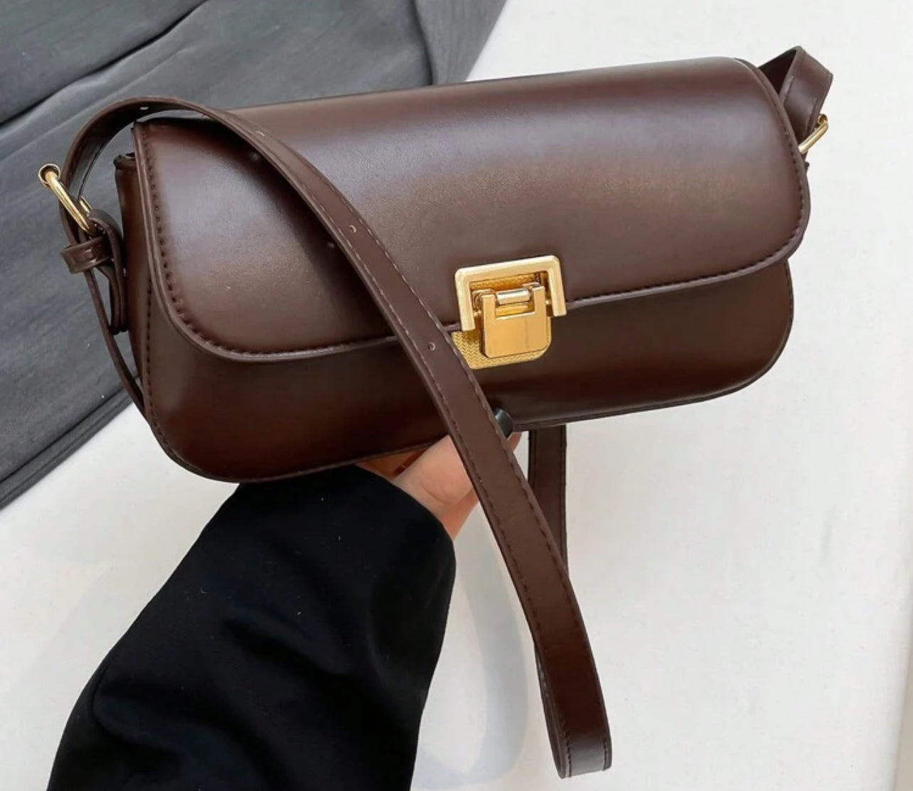 Pochette Louvre